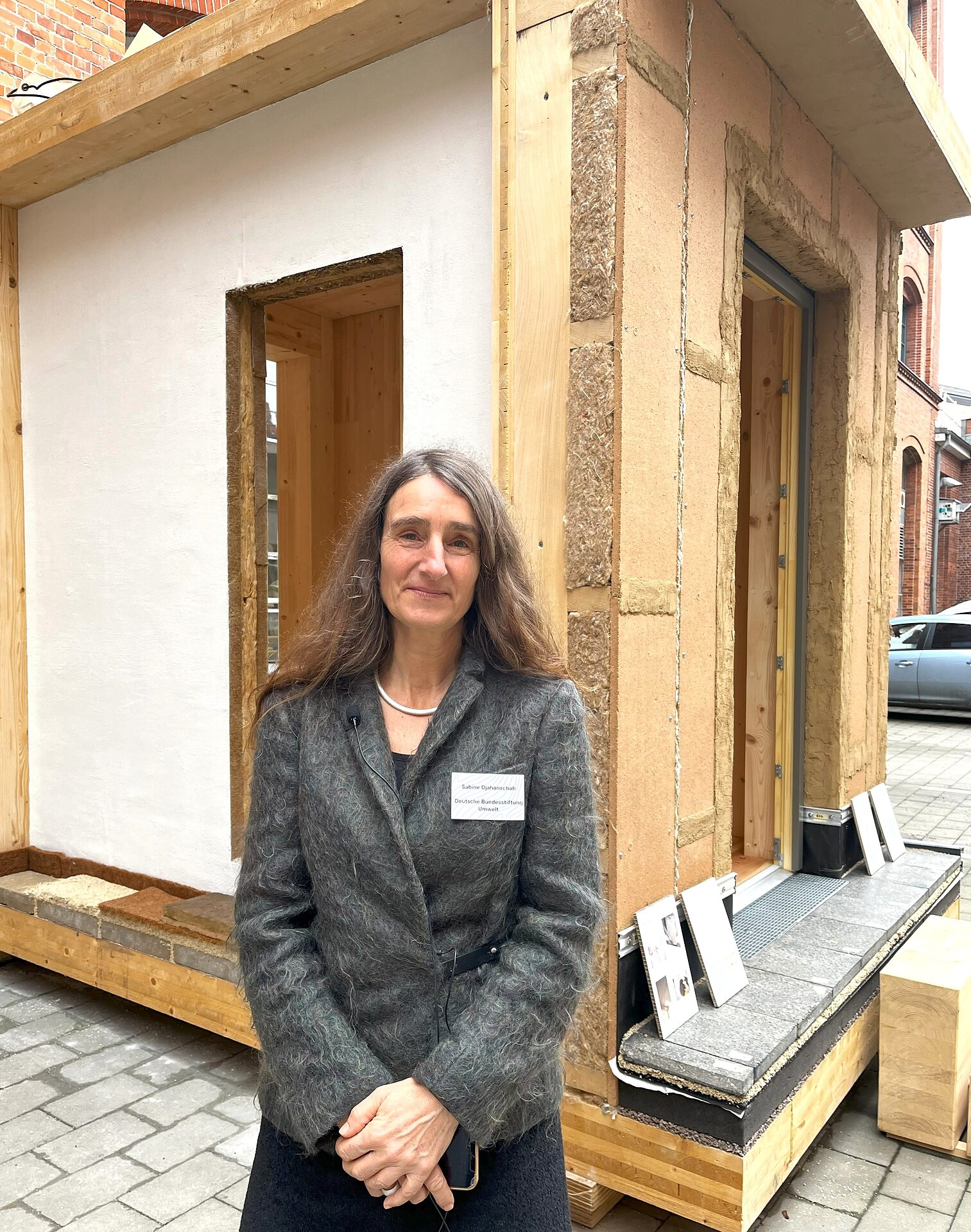 Sabine Djahanschah aus dem DBU-Referat Zukunftsfähiges Bauwesen 